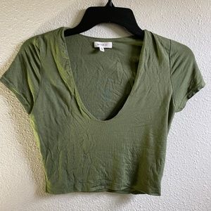 Better be too size M